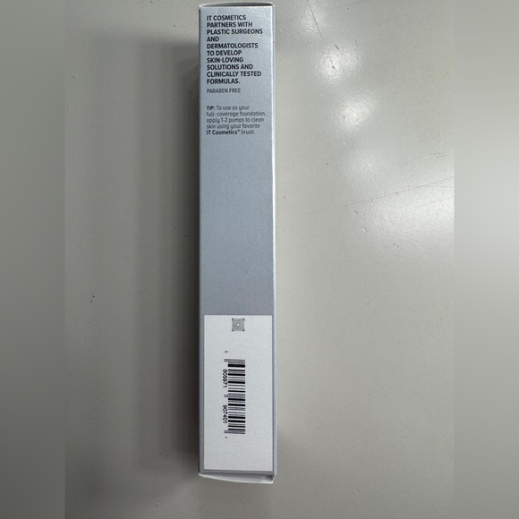 NEW, Unopened, IT Cosmetics CC Cream
Shade: Light - Picture 3 of 6